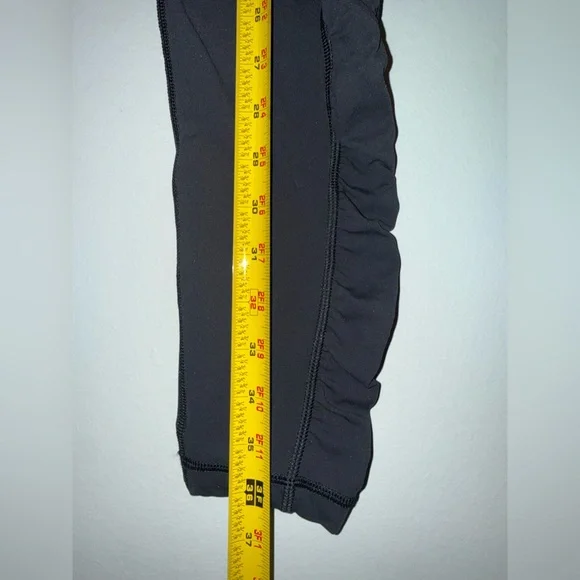 LULULEMON Speed Tight *Brushed Interlock Black Quilt Reflect Ruched Leg pants 8✨ - Picture 5 of 14